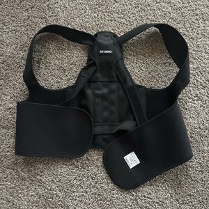 FIT GENO Black Posture Corrector Back Brace